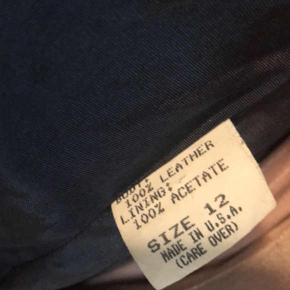 John Michael vintage, navy blue suede, with black embossed fitted blazer. - Picture 7 of 9